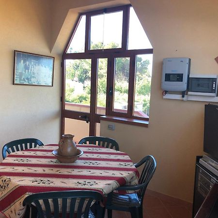 Charming Apartment Menfi Sea View Esterno foto